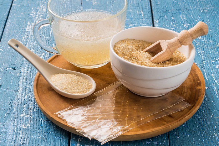 5 дней смешивала желатин и глицерин. Эта маска в салонах красоты пользуется огромным спросом.