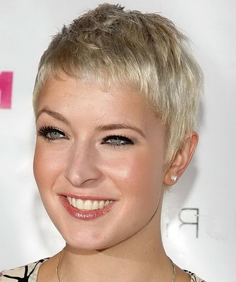 ОМОЛАЖИВАЮЩИЕ СТРИЖКИ ДЛЯ ЖЕНЩИН ПОСЛЕ 35, 40, 50 И 60 ЛЕТ