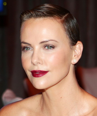 ОМОЛАЖИВАЮЩИЕ СТРИЖКИ ДЛЯ ЖЕНЩИН ПОСЛЕ 35, 40, 50 И 60 ЛЕТ