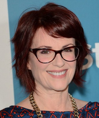 ОМОЛАЖИВАЮЩИЕ СТРИЖКИ ДЛЯ ЖЕНЩИН ПОСЛЕ 35, 40, 50 И 60 ЛЕТ