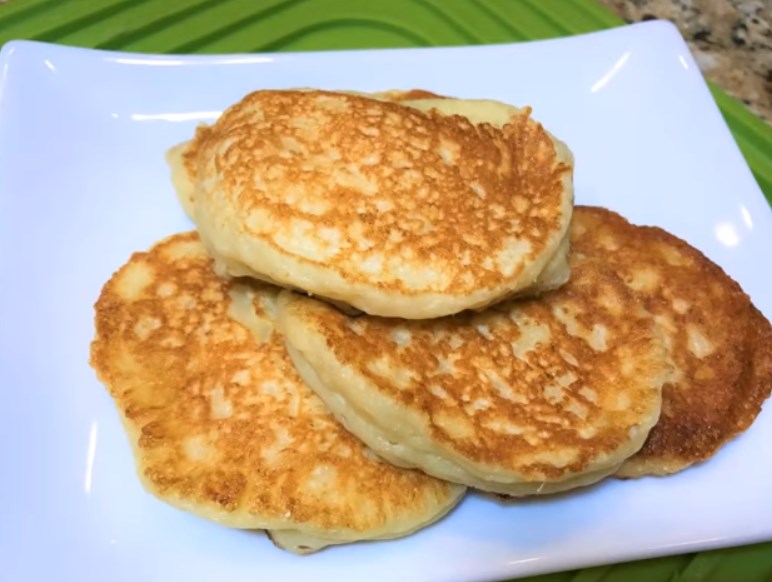 Оладьи на сметане. Готовим пышные оладушки по вкусным рецептам