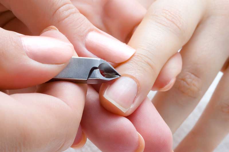 9 самых распространенных ошибок,которые портят ваши ногти