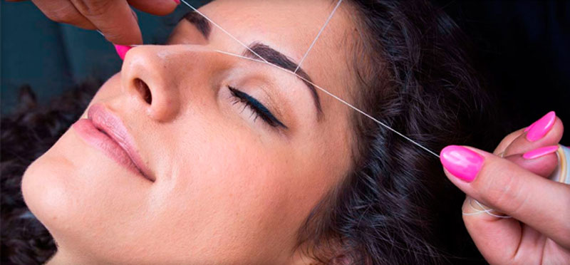 Как выщипать брови при помощи обычной нитки
