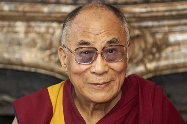 Вы ждете мужчину, а его все нет: 7 заповедей Далай-ламы для женщин