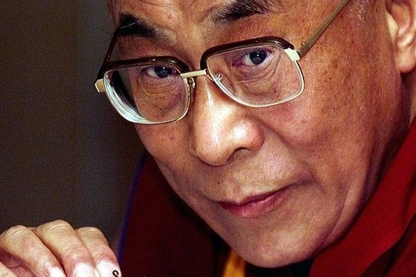 Далай-лама: как защитить себя от 6 воров энергии