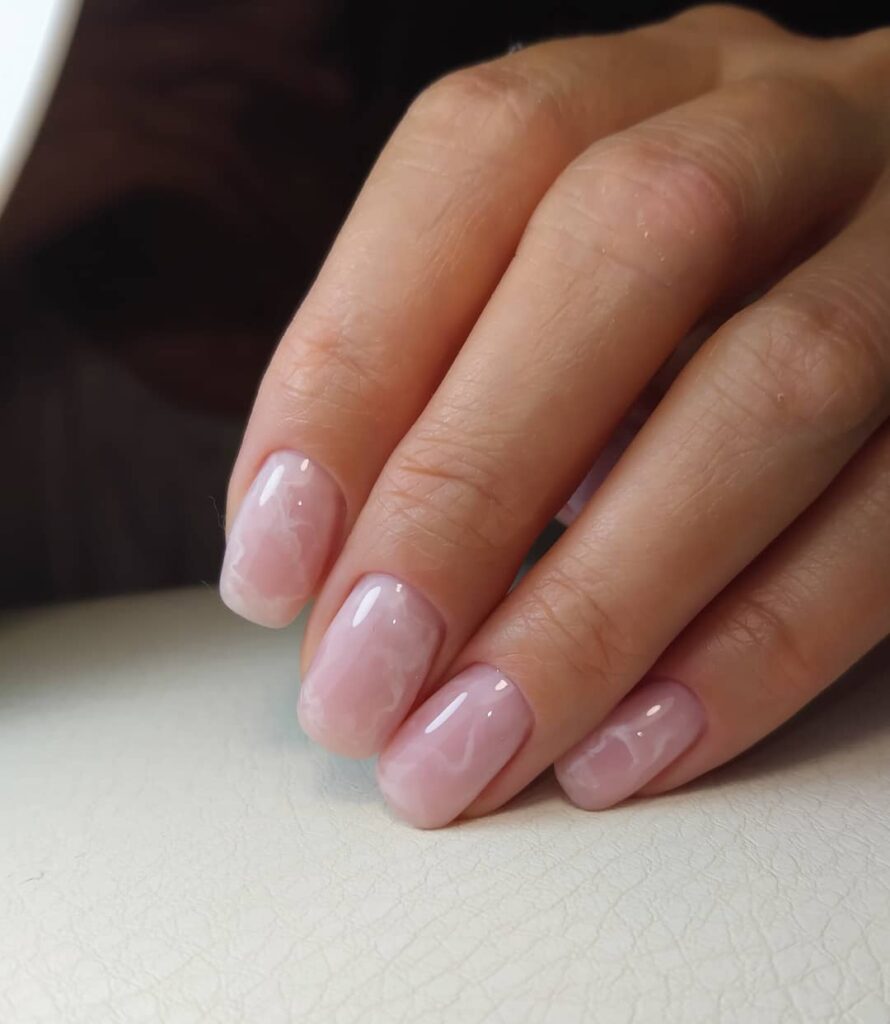 💅 Маникюр за 5 минут? Легко! ✨ 8 дизайн-идей, которые сделают вас иконой стиля, даже если вы спешите 💨