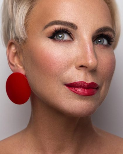 🎨 5 хитростей макияжа, которые сотрут с вашего лица цифры возраста 💋