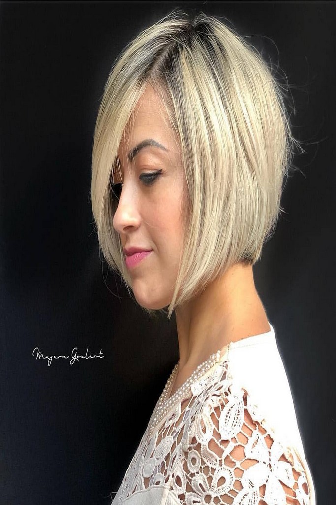 14 элегантных стрижек для блондинок 40–50 лет, которые освежают образ и подчеркивают красоту