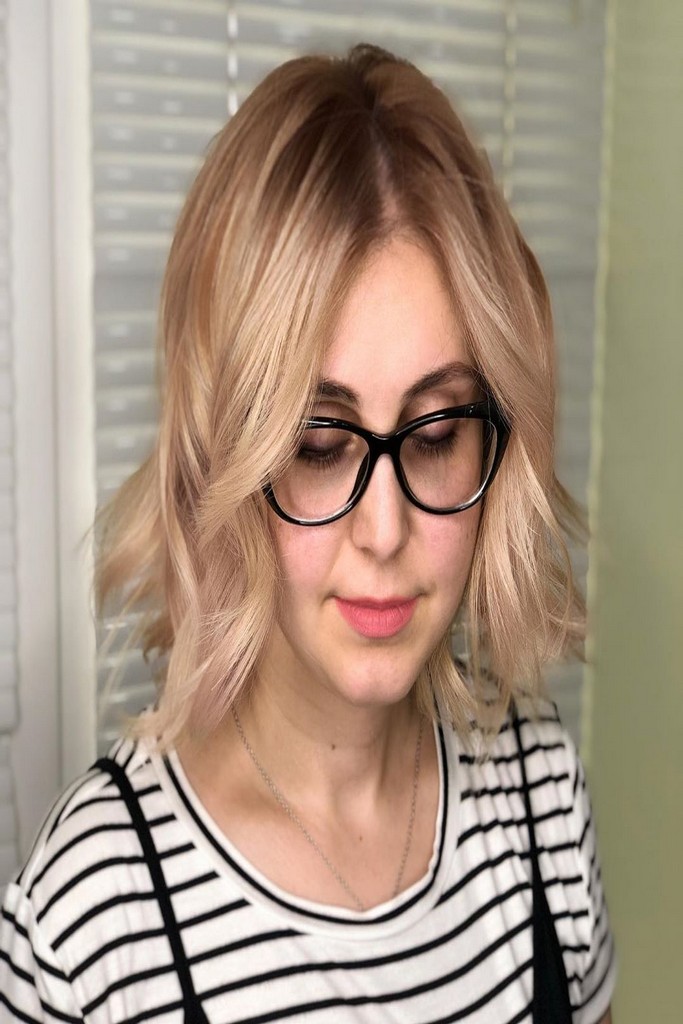 14 элегантных стрижек для блондинок 40–50 лет, которые освежают образ и подчеркивают красоту